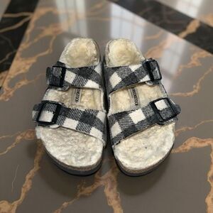Women’s Birkensrock Arizona Sherling Plaid White Sandals 36 Narrow US 5.5